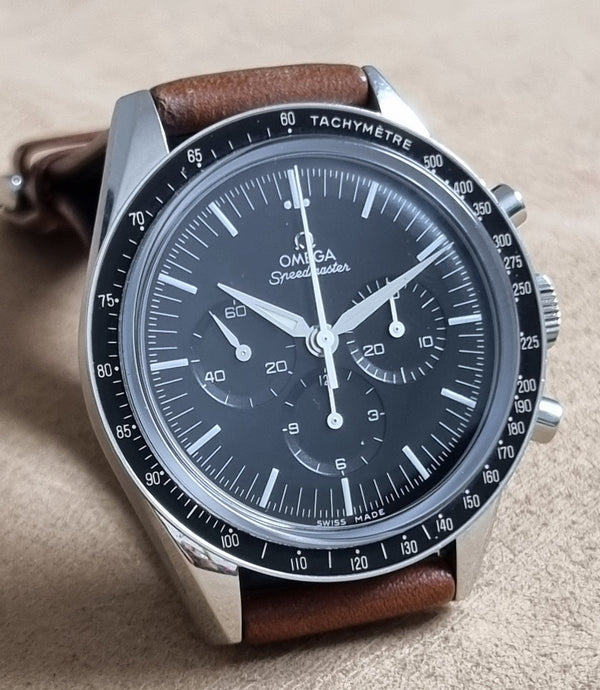Omega - Speedmaster - 311.32.40.30.01.001 - Hombre - 2000 - 2010