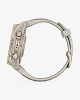 Garmin Fenix 8 AMOLED Zafiro 43 mm dorado correa beige