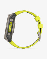 Garmin Fenix 8 Zafiro Solar 51 mm Titanio gris correa amarillo
