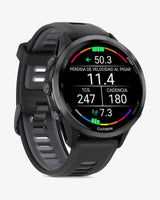 Garmin Forerunner 970 gris oscuro correa negro